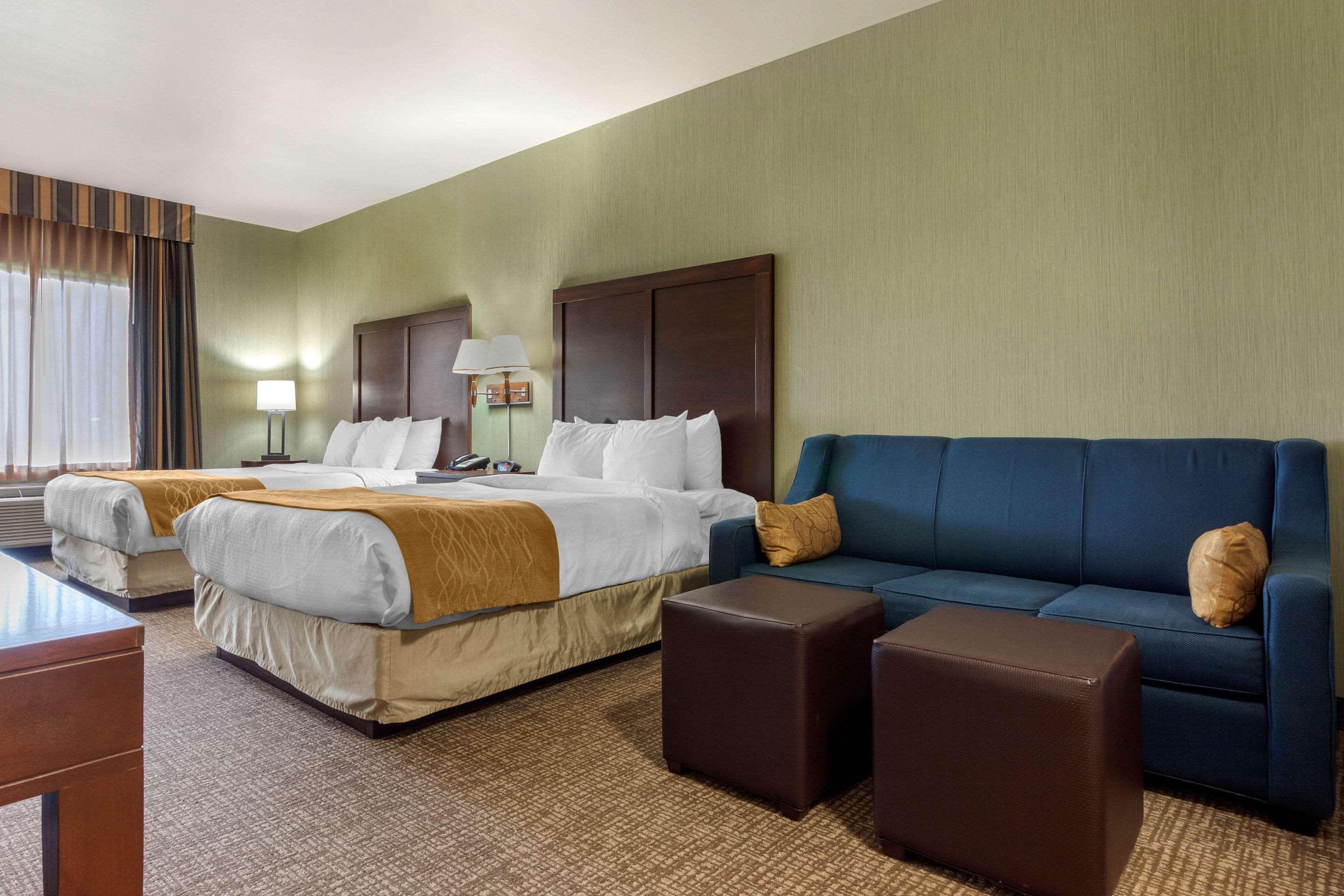 Comfort Inn & Suites Mitchell I-90 Ngoại thất bức ảnh