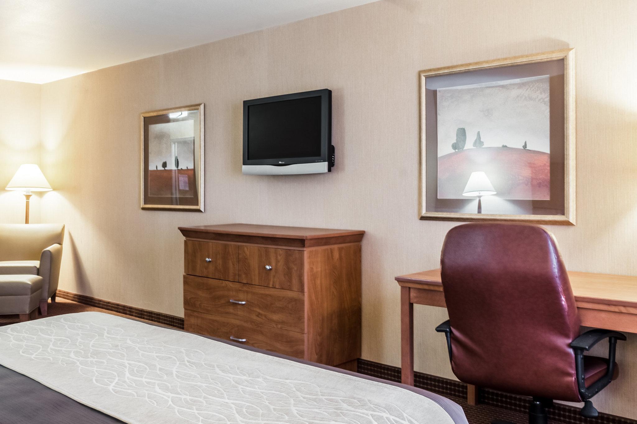 Comfort Inn & Suites Mitchell I-90 Ngoại thất bức ảnh