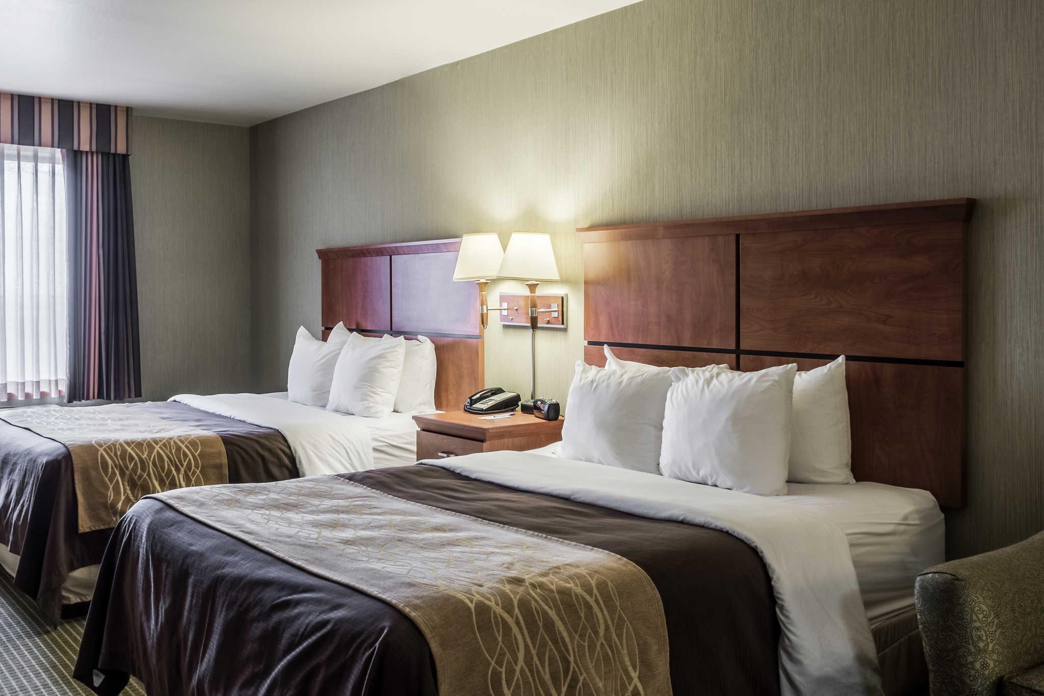 Comfort Inn & Suites Mitchell I-90 Ngoại thất bức ảnh