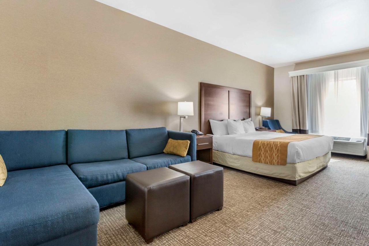 Comfort Inn & Suites Mitchell I-90 Ngoại thất bức ảnh